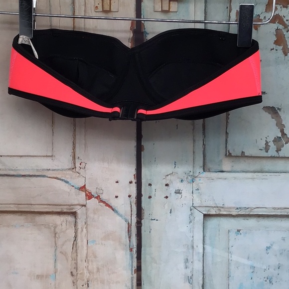 Pink Bikini Top Size Small - Picture 2 of 4